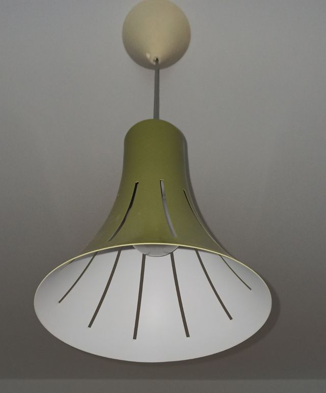Lampadario moderno verde e bianco