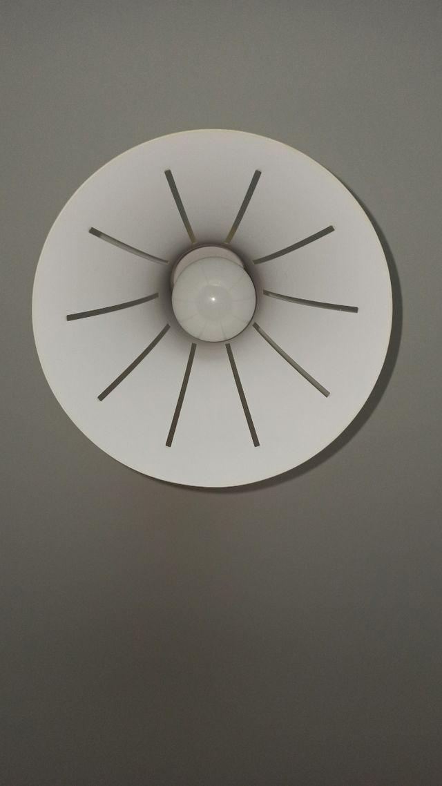 Lampadario moderno verde e bianco