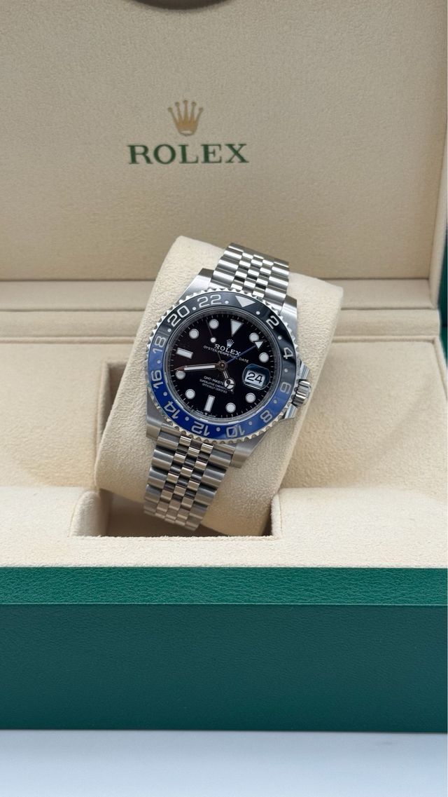 Rolex GMT-Master II Batgirl Jubilee 2023