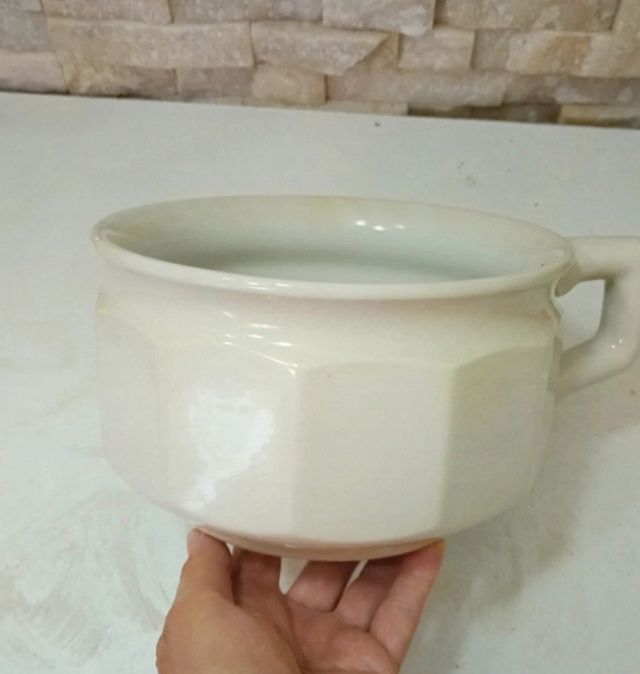 Vaso da notte in porcellana