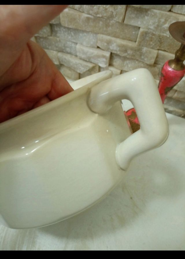 Vaso da notte in porcellana