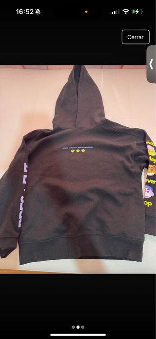 Sudadera niño negra con estampado
