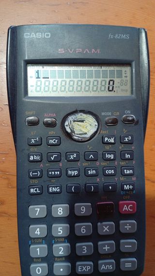 Calculadora Casio fx-82MS