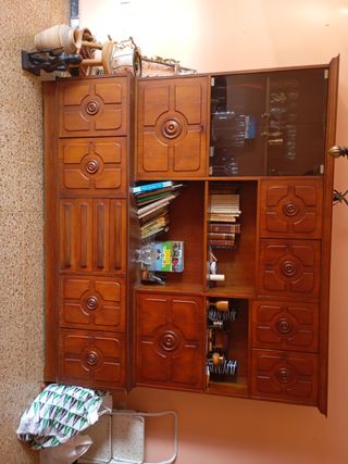 Mueble de salón de madera antiguo