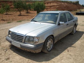Despiece de Mercedes W124 