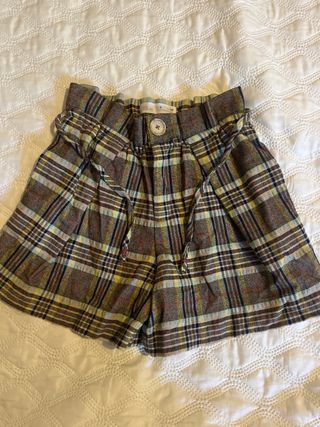Pantalón corto cuadros niña Zara 8 años