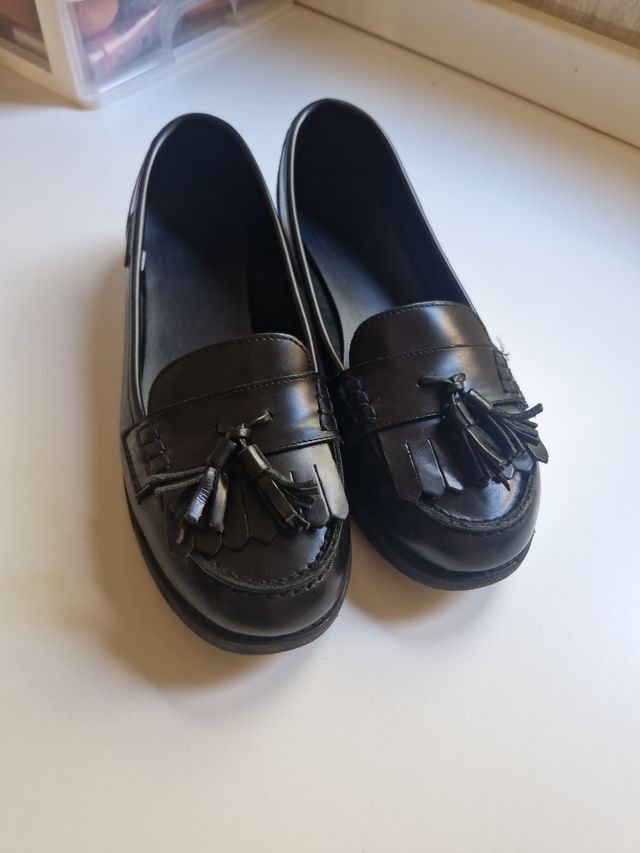 Sapato escolar de menina tamanho 36 preto