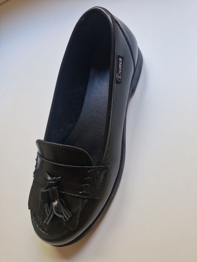 Sapato escolar de menina tamanho 36 preto