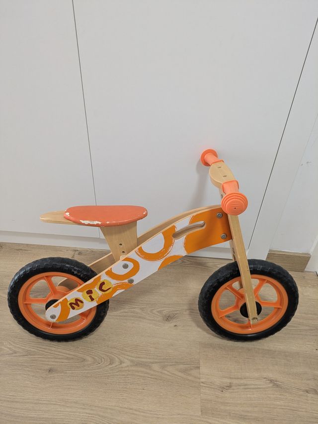 Bici sin pedales MIC madera naranja