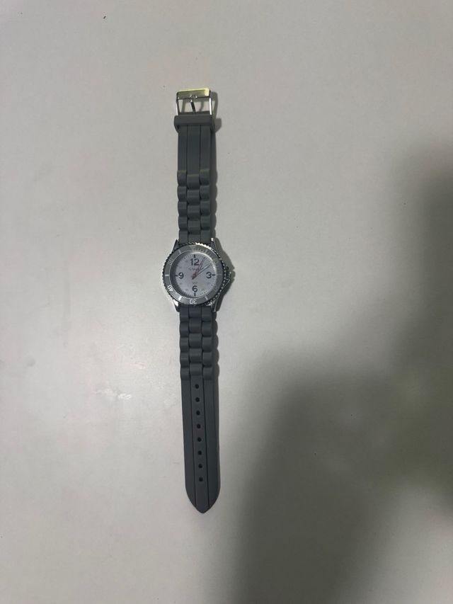 Reloj Gris Mujer Versátil sin marca