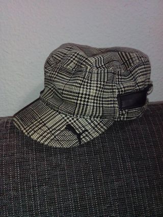 Gorra cuadros Puma