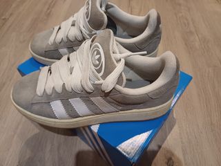 Zapatillas Adidas Campus Grises y Blancas