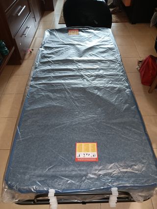 Cama Plegable Cómoda y Práctica
