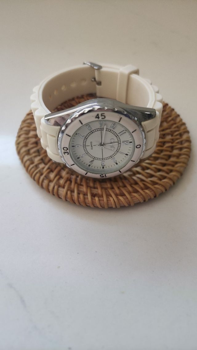 Reloj C&C Blanco