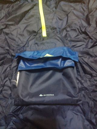 Chaqueta Quechua MH100 10-12 años Negra y Azul