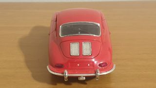 Modellino PORSCHE 356 B COUPE (1961) Burago 1:24