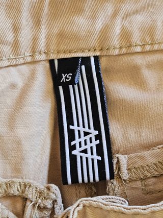 Pantalones cargo beige