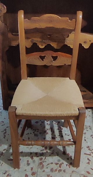 Sillas rústicas asiento desmontable de Enea 