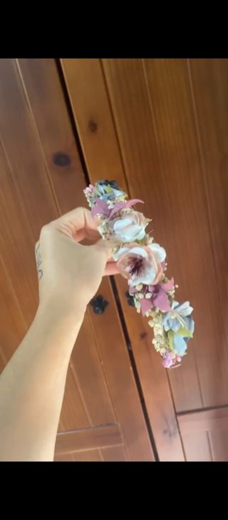 Tiara Ceremonias Flores Rosas y Multicolor