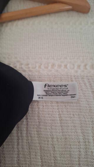 Prenda faja moldeadora negra