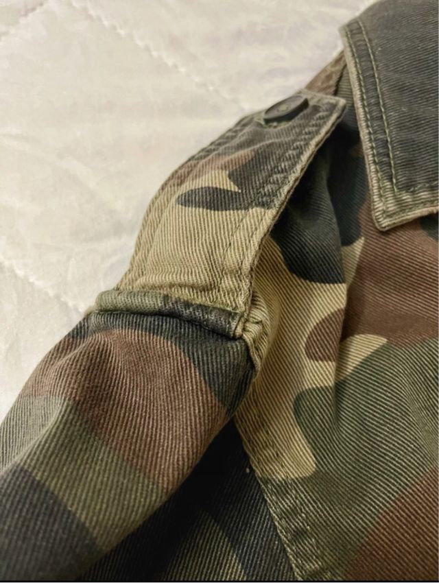 Chaqueta Zara Militar Camuflaje Talla XS