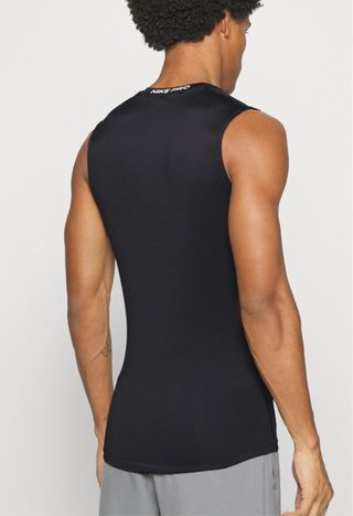 Camiseta Deportiva Nike Pro 