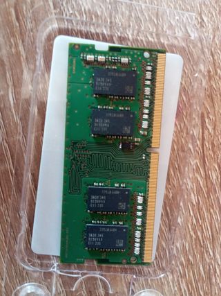 2x 4GB RAM + 1GB RAM de regalo