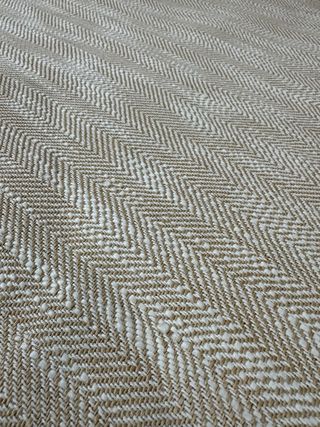 Sofá 2 plazas clásico beige tejido saco