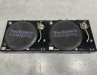2x Technics SL-1210 M5G Tocadiscos