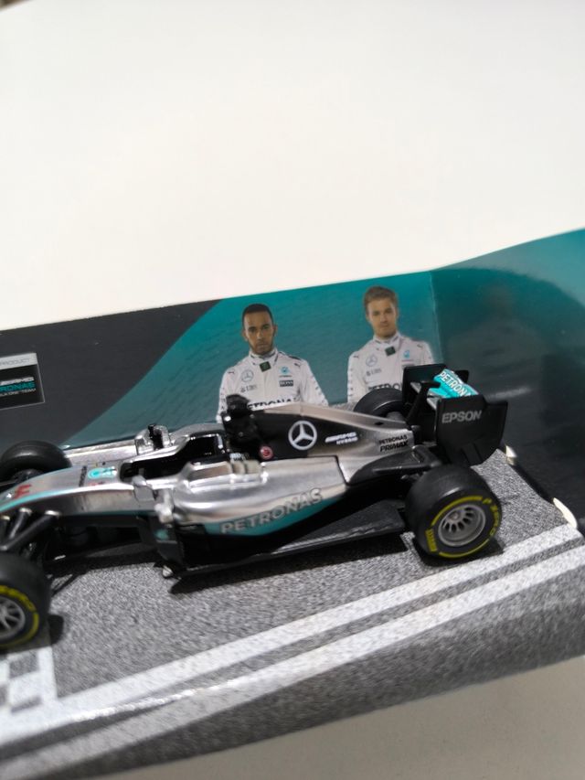 Mercedes F1 W07 Hybrid 2016 Burago