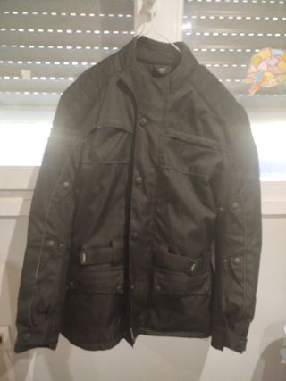 SUPER OFERTA!!!!! Chaqueta de moto negra y casco