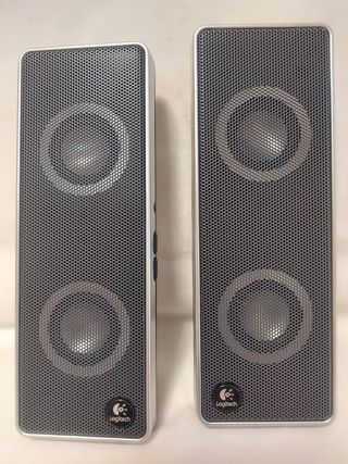 Altavoces Logitech V10 para portátil NUEVOS