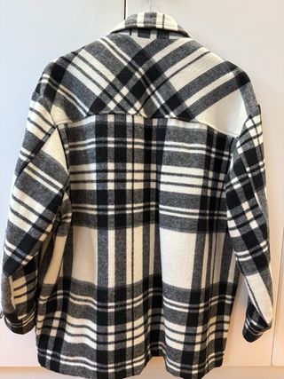 Chaqueta Zara cuadros blanco y negro