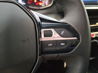 PEUGEOT 208 1.2 Puretech S&S Style