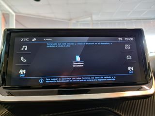 PEUGEOT 208 1.2 Puretech S&S Style