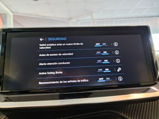 PEUGEOT 208 1.2 Puretech S&S Style