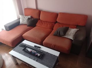 Sofá chaise longue tela marrón y naranja