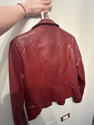 Chaqueta polipiel roja Fascinate Talla XL