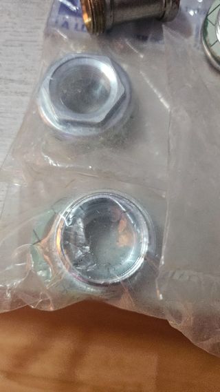 Lote Fontanería: Grifo, Flexos y Accesorios