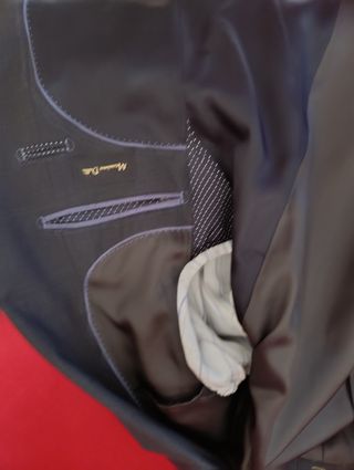 Traje de hombre negro usado una vez talla 42