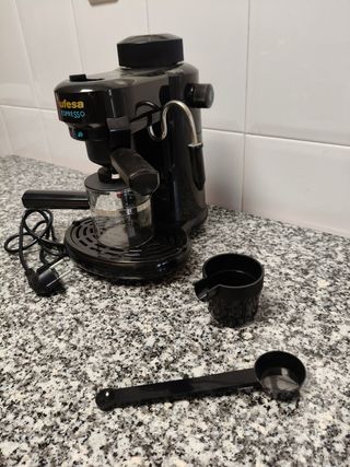 Cafetera Espresso Ufesa Negra