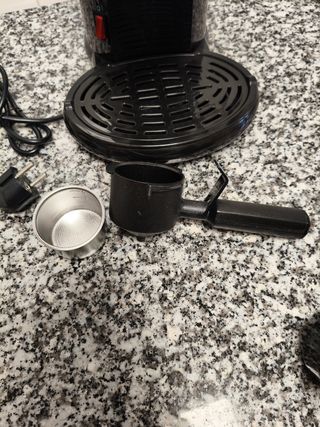 Cafetera Espresso Ufesa Negra