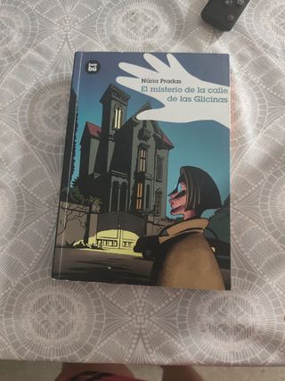 El misterio de la calle de las Glicinas (Grande...