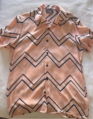 Camisa ASOS manga corta zigzag