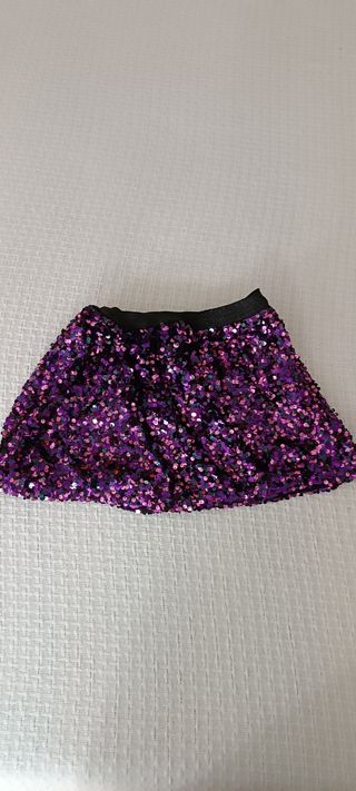 Falda Kiabi lentejuelas morada talla 5