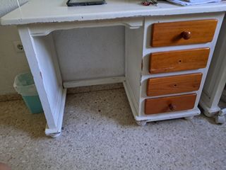 Escritorios de madera maciza provenzal