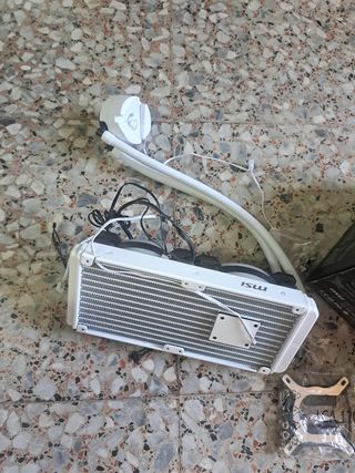 MSI MAG Coreliquid 240R V2 White