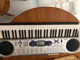 Teclado Casio LK-43 Estupendo órgano electrónico