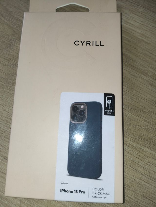 Funda CYRILL Color Brick Mag iPhone 13 Pro