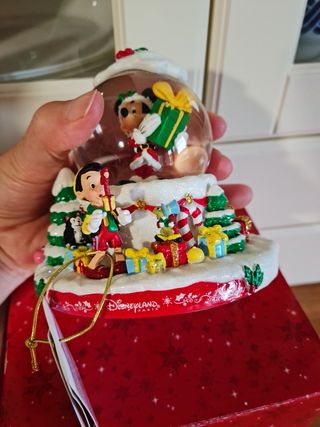 Palla di neve a Disneyland Paris